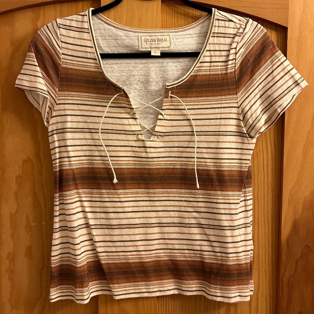 Golden Brown the Label Tee